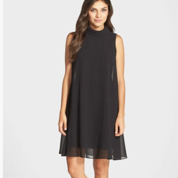 Mock Neck Chiffon Trapeze Dress - Picture 10 of 11